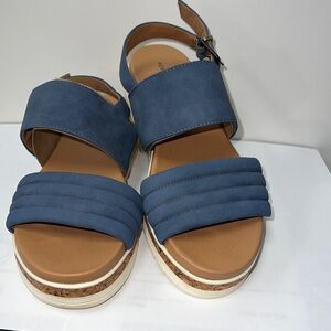 Adrienne Vittadini Women's Parlan Summer Quilted Casual Sandals